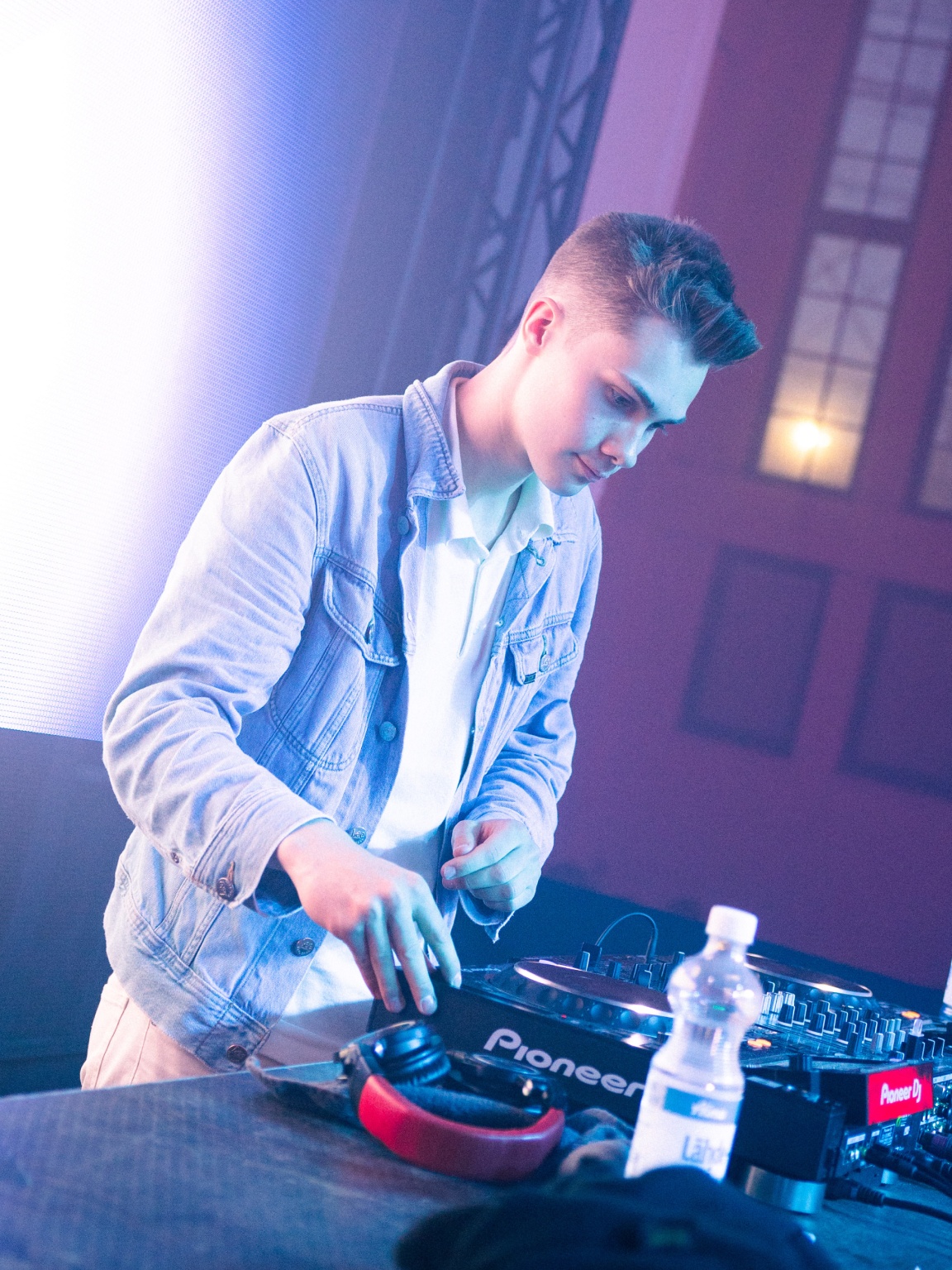 DJ VEIKKA
